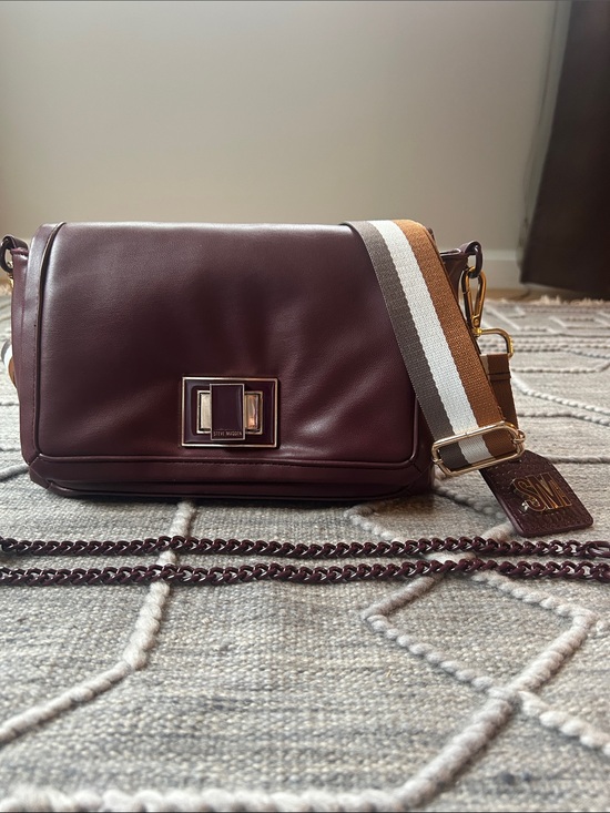 Steve Madden Handbags - Steve Madden Burgundy Vegan Leather Crossbody/Shoulder Bag w 2 Removable Straps